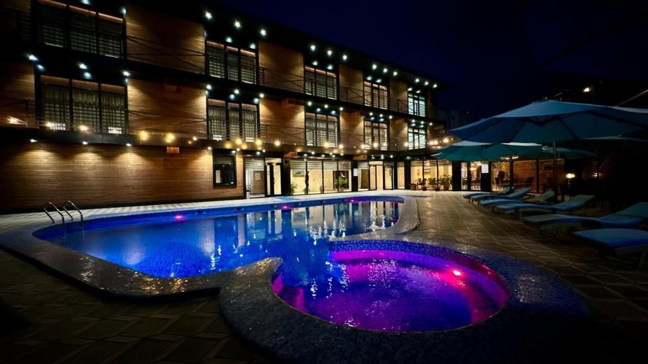 Barhat Resort Taras Exterior foto