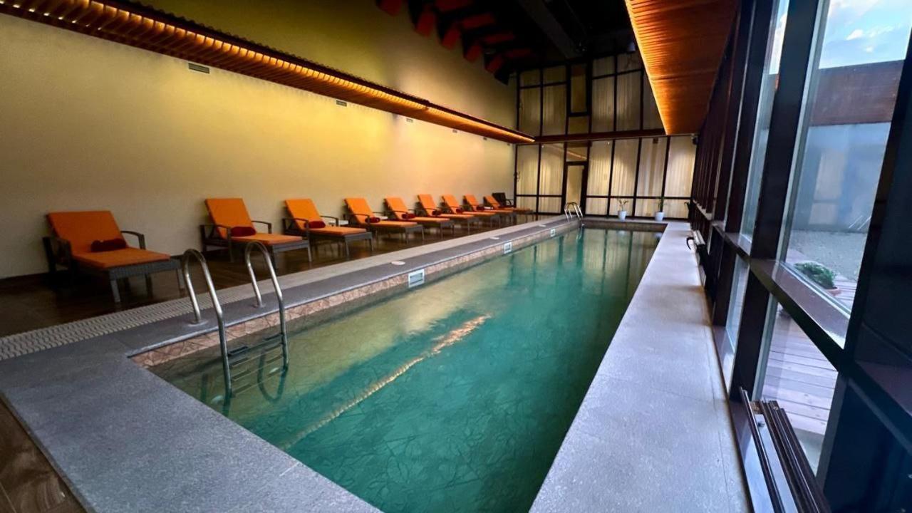 Barhat Resort Taras Exterior foto