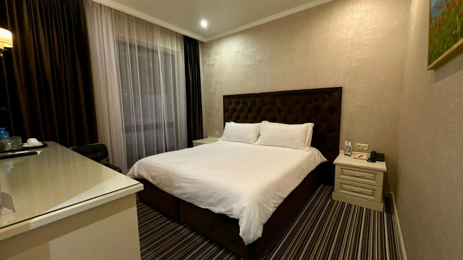 Barhat Resort Taras Exterior foto