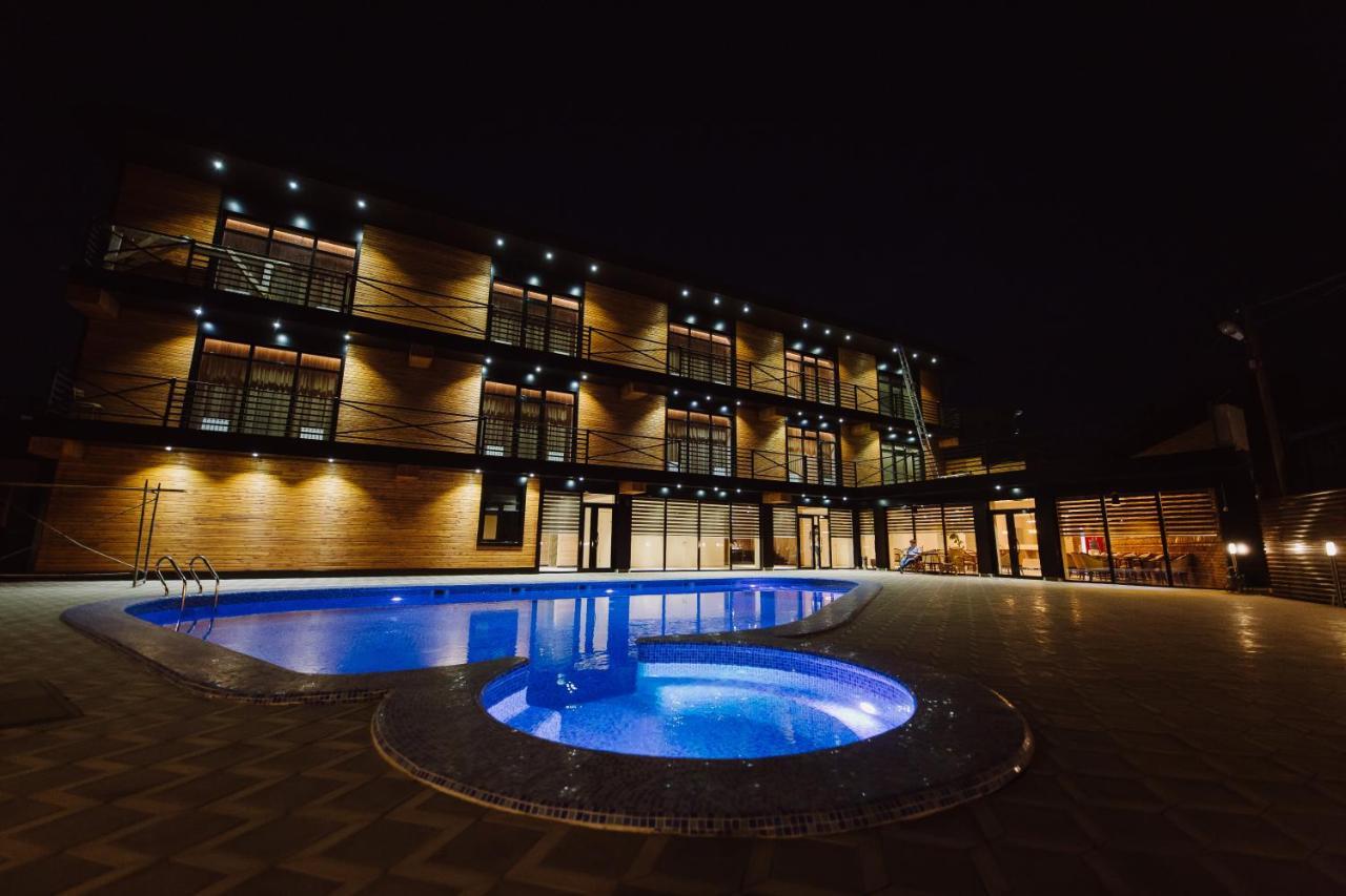Barhat Resort Taras Exterior foto