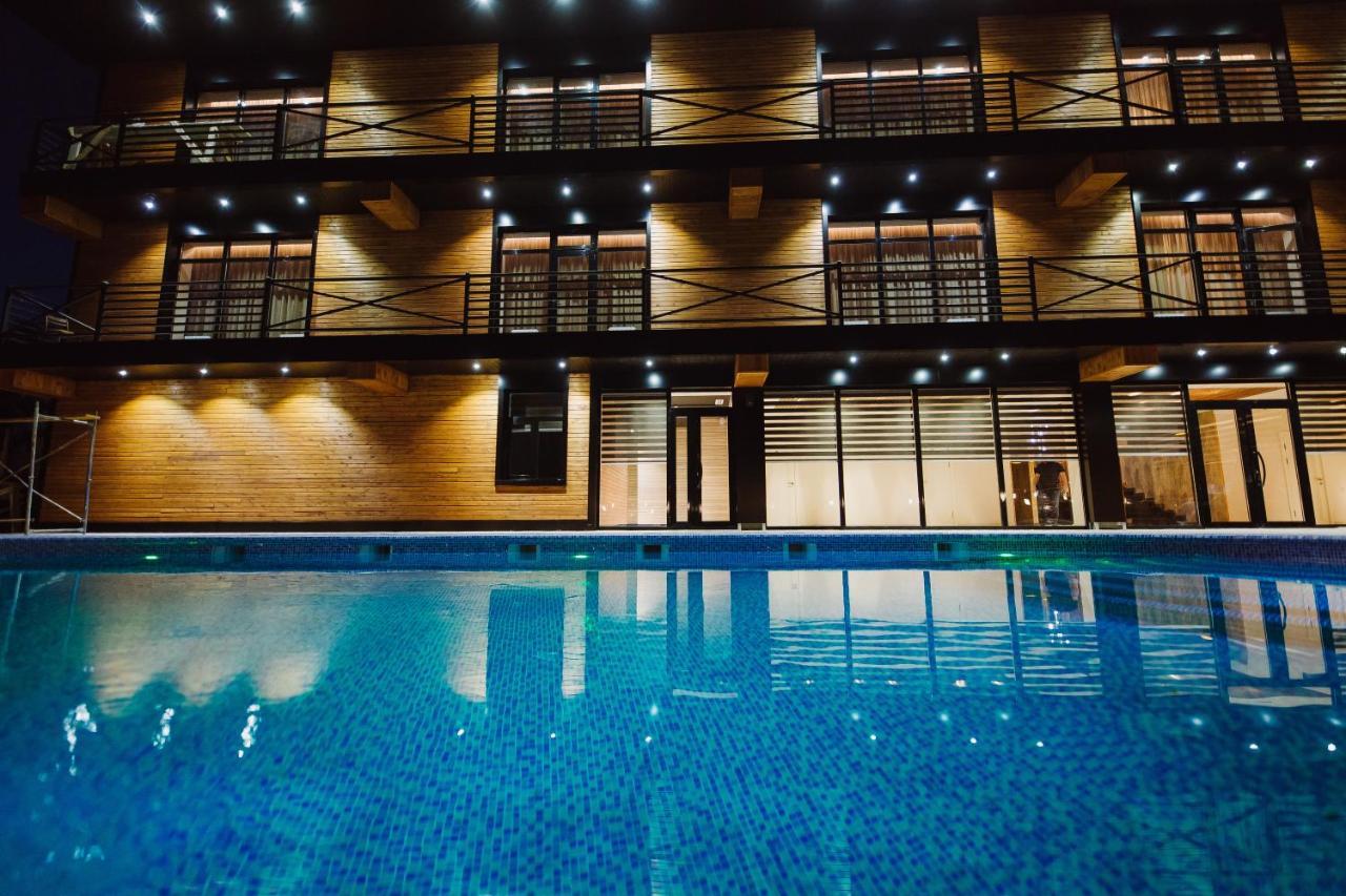 Barhat Resort Taras Exterior foto