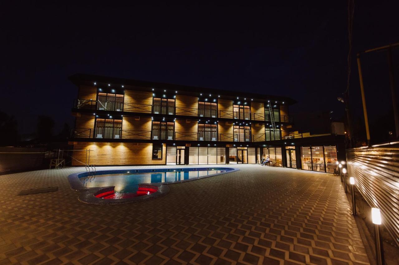 Barhat Resort Taras Exterior foto